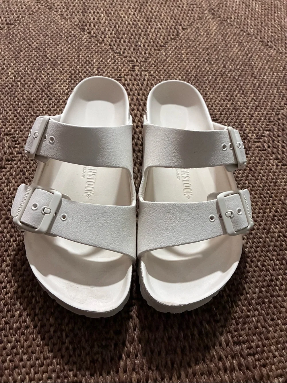 Birkenstock Woman Arizona White Double-Strap Buckle Sandals